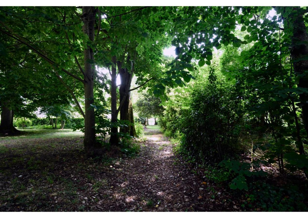 Domaine De Plisseau Hotel Le Rigalet ภายนอก รูปภาพ