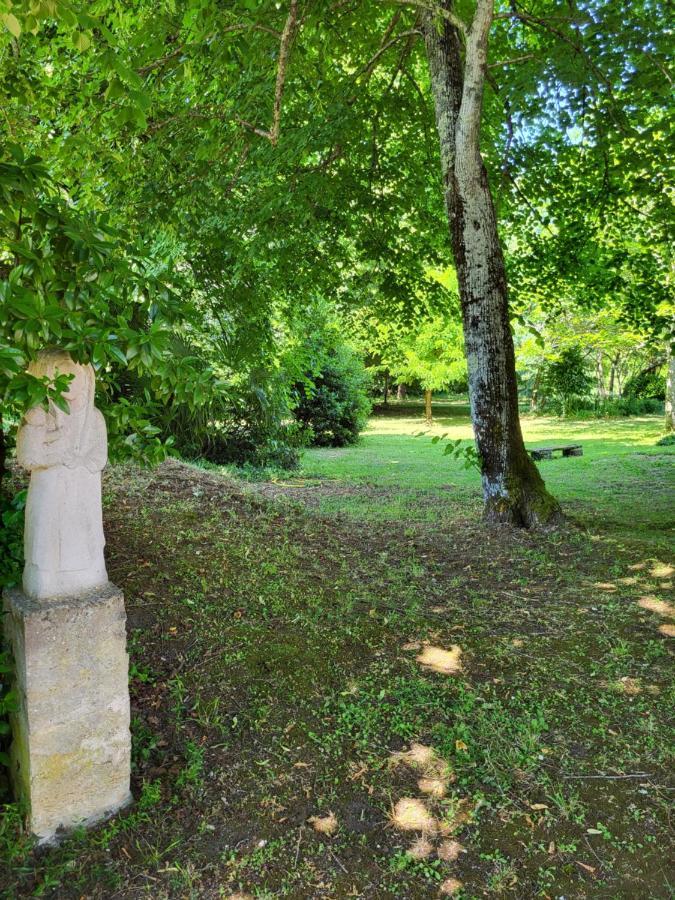 Domaine De Plisseau Hotel Le Rigalet ภายนอก รูปภาพ